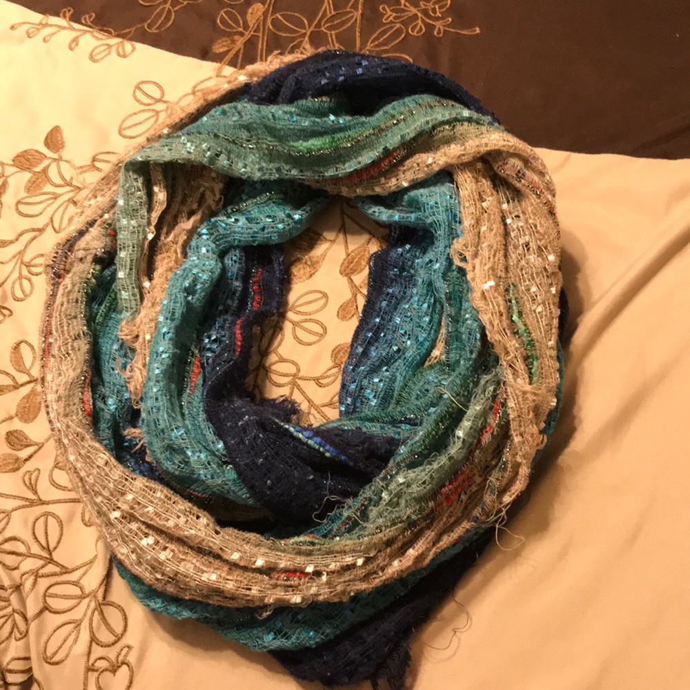 😍 Infinity Scarf